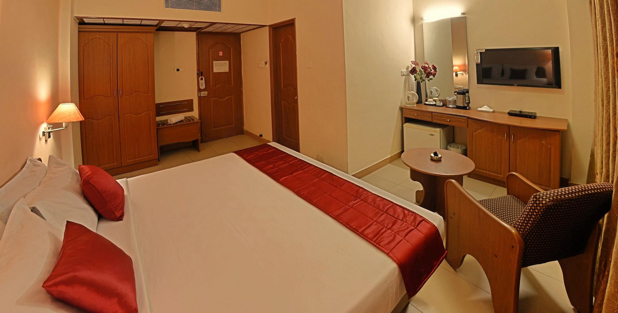 Super Townhouse Koyambedu Hotel Chennai Luaran gambar