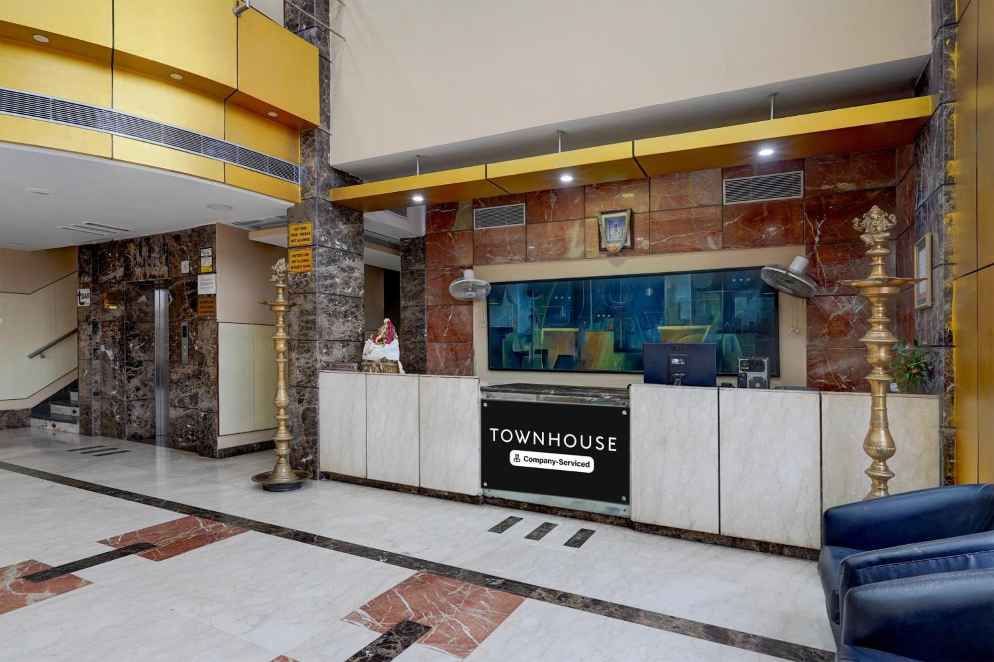 Super Townhouse Koyambedu Hotel Chennai Luaran gambar
