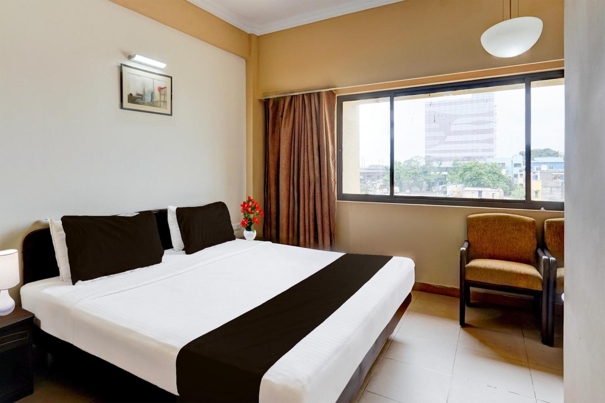 Super Townhouse Koyambedu Hotel Chennai Luaran gambar