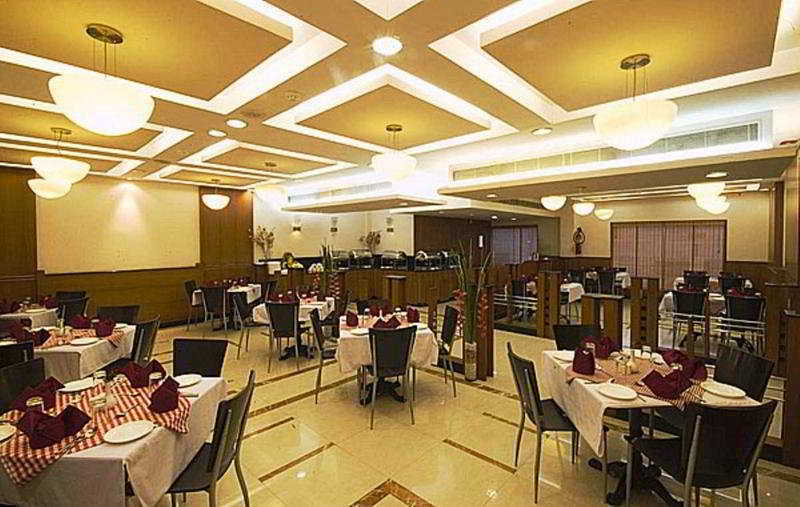 Super Townhouse Koyambedu Hotel Chennai Luaran gambar