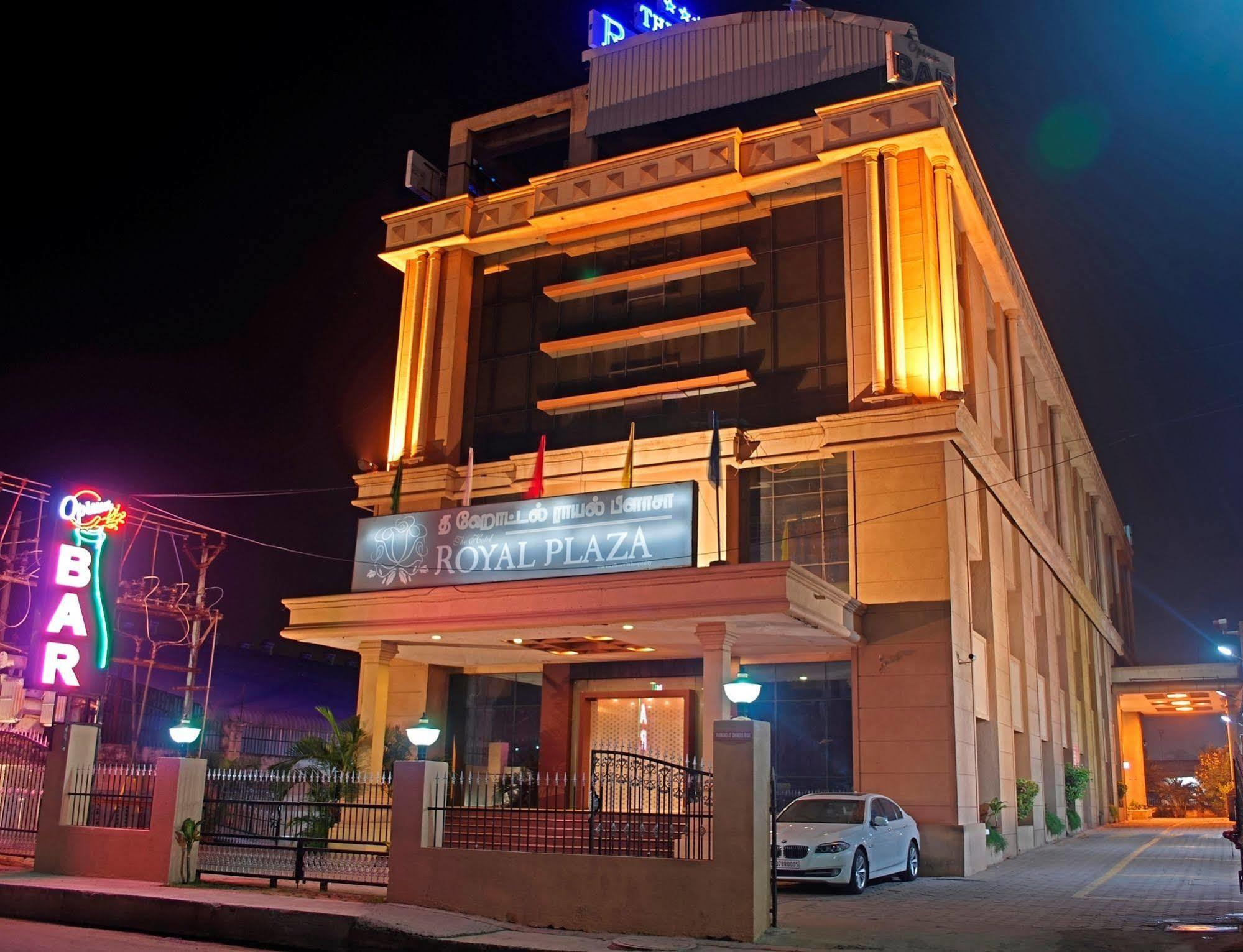 Super Townhouse Koyambedu Hotel Chennai Luaran gambar