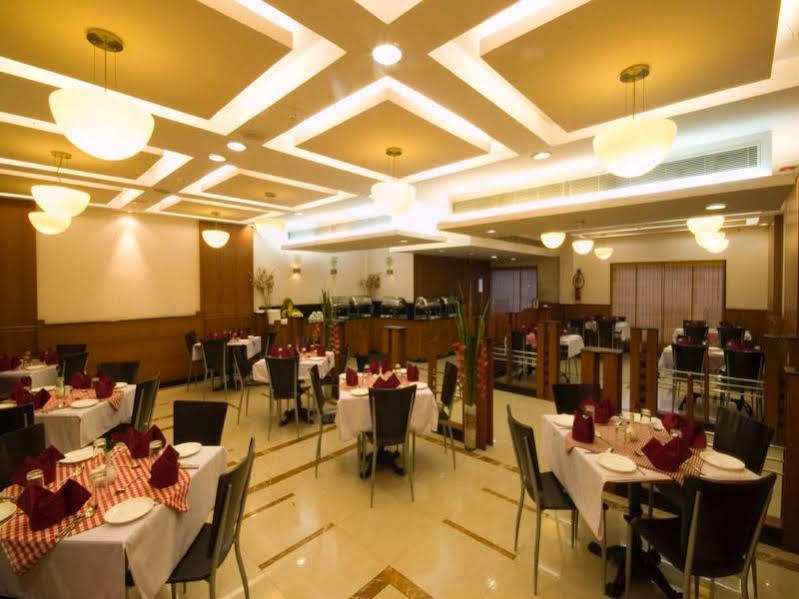 Super Townhouse Koyambedu Hotel Chennai Luaran gambar