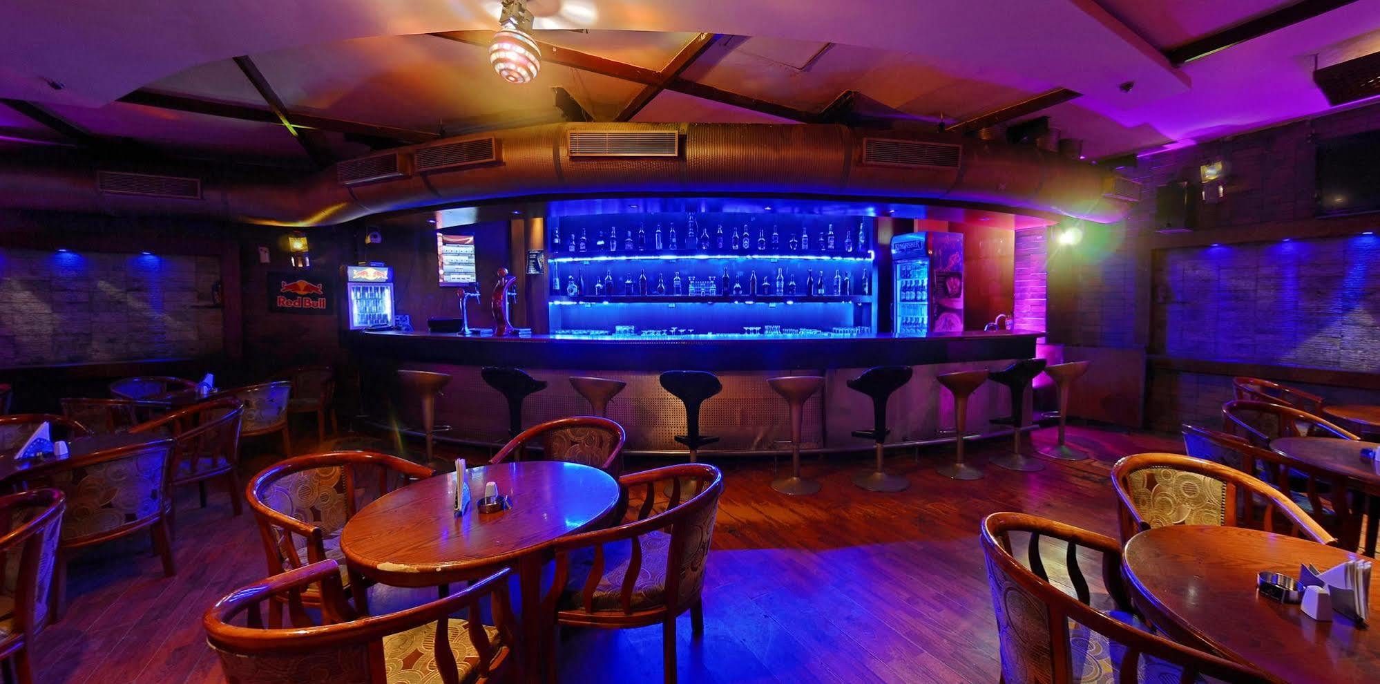 Super Townhouse Koyambedu Hotel Chennai Luaran gambar