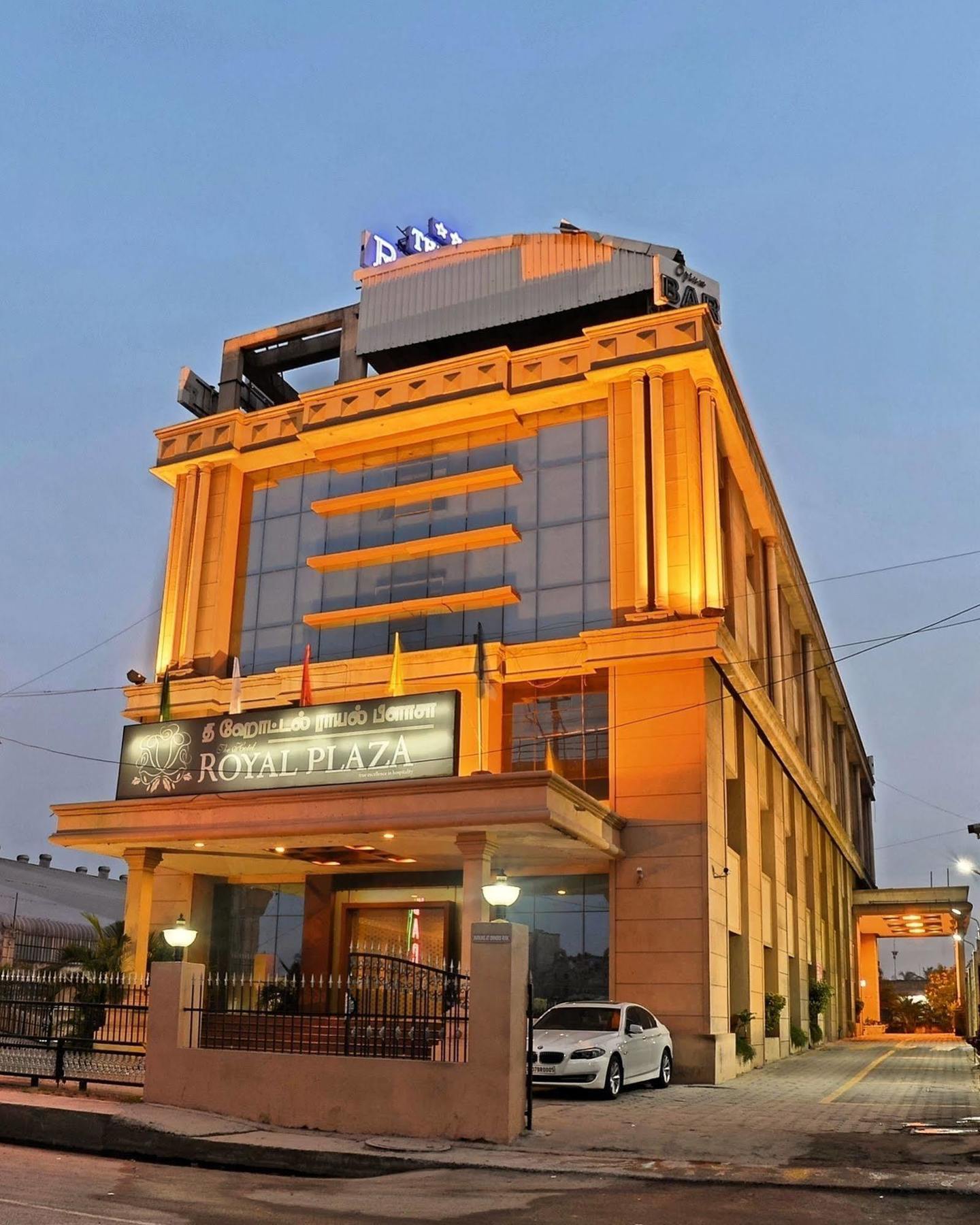 Super Townhouse Koyambedu Hotel Chennai Luaran gambar